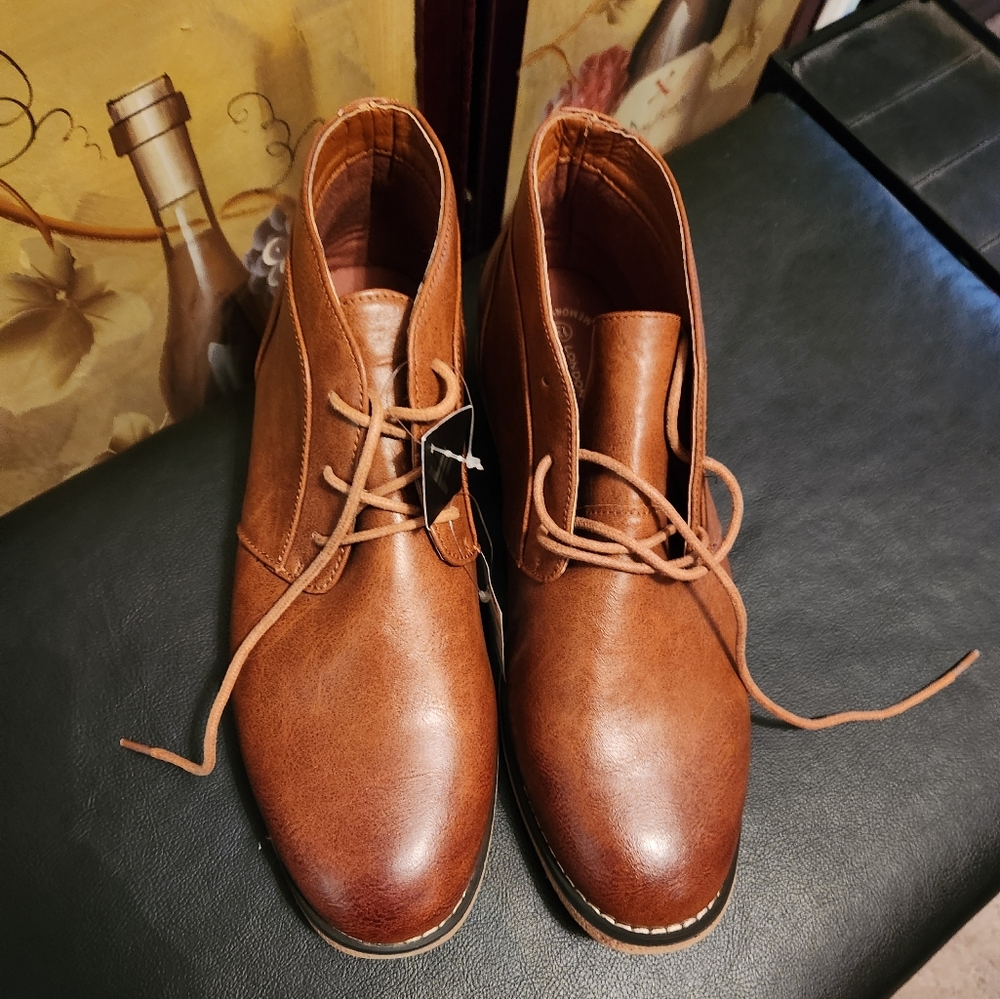 London Fog Memory Foam Casual shoes